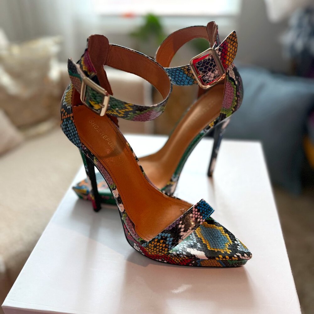 Shoe Republicla